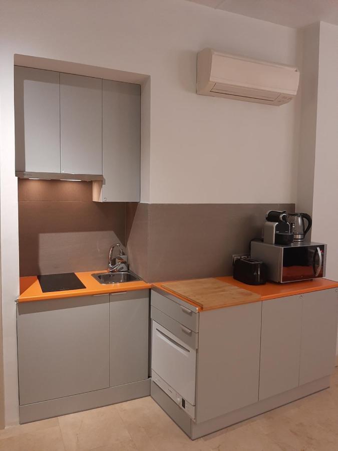 Estudio Con Parking Privado Apartment Madrid Exterior foto