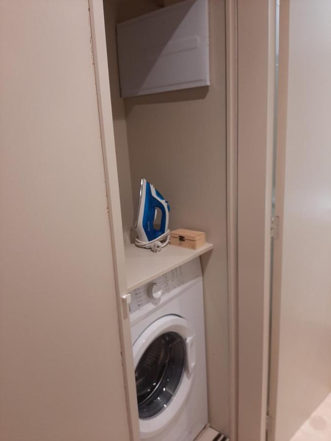 Estudio Con Parking Privado Apartment Madrid Exterior foto