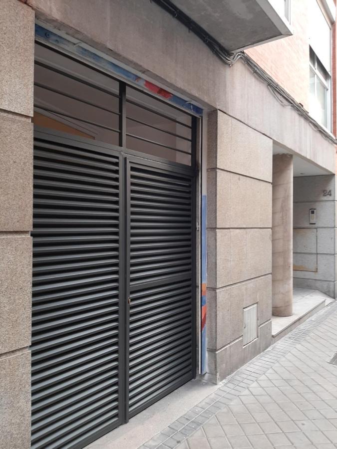 Estudio Con Parking Privado Apartment Madrid Exterior foto